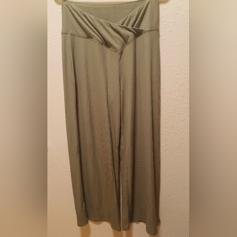 Derek Heart Women's Wide Leg Pants
